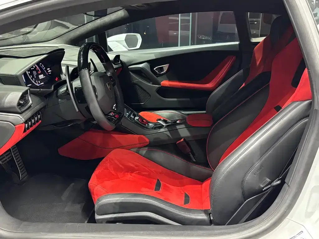 Lamborghini Huracan 2021 из CN, фото 3