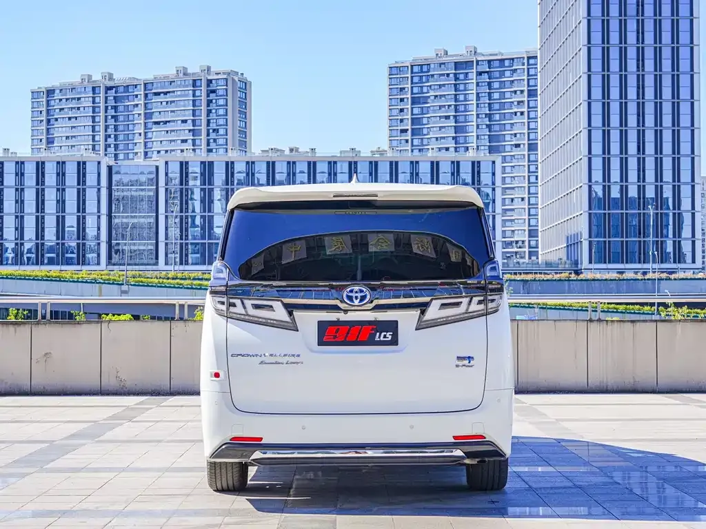 Toyota Vellfire 2023 из CN, фото 6