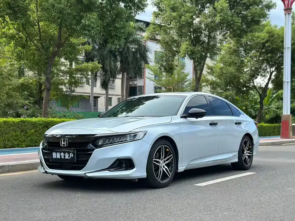 Honda Accord — фото 2