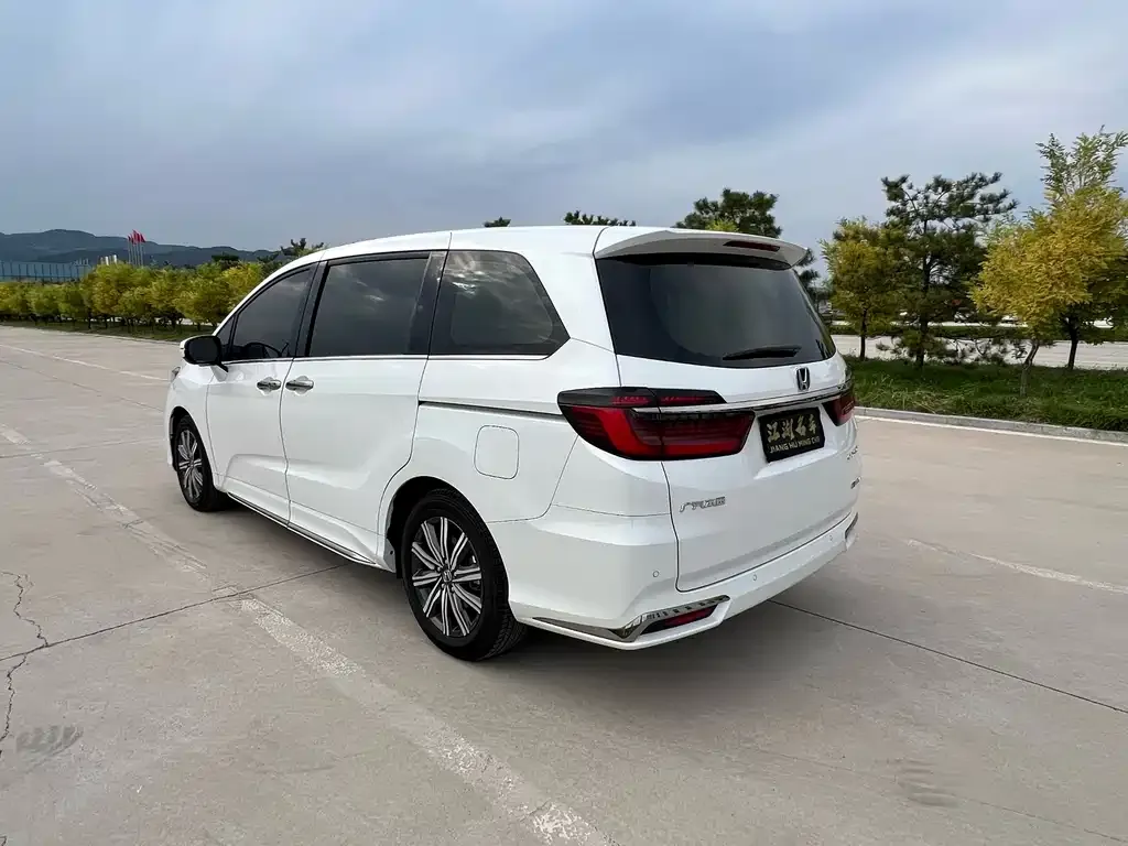 Honda Odyssey 2023 из CN, фото 8
