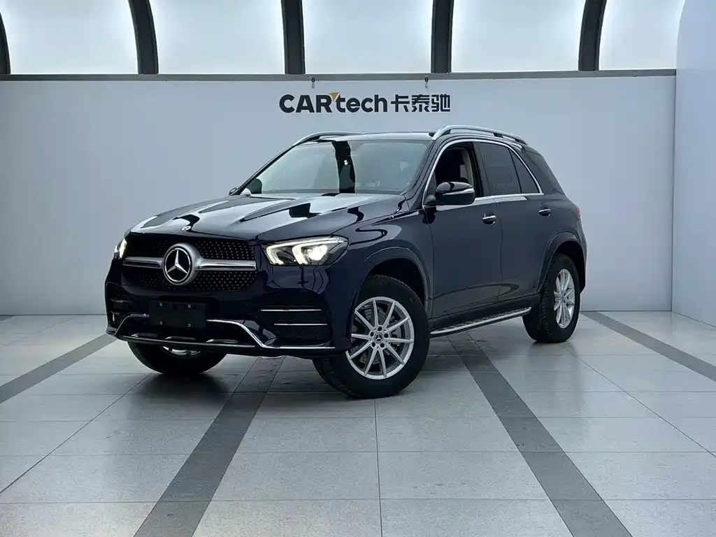 Mercedes-Benz GLE — фото 1