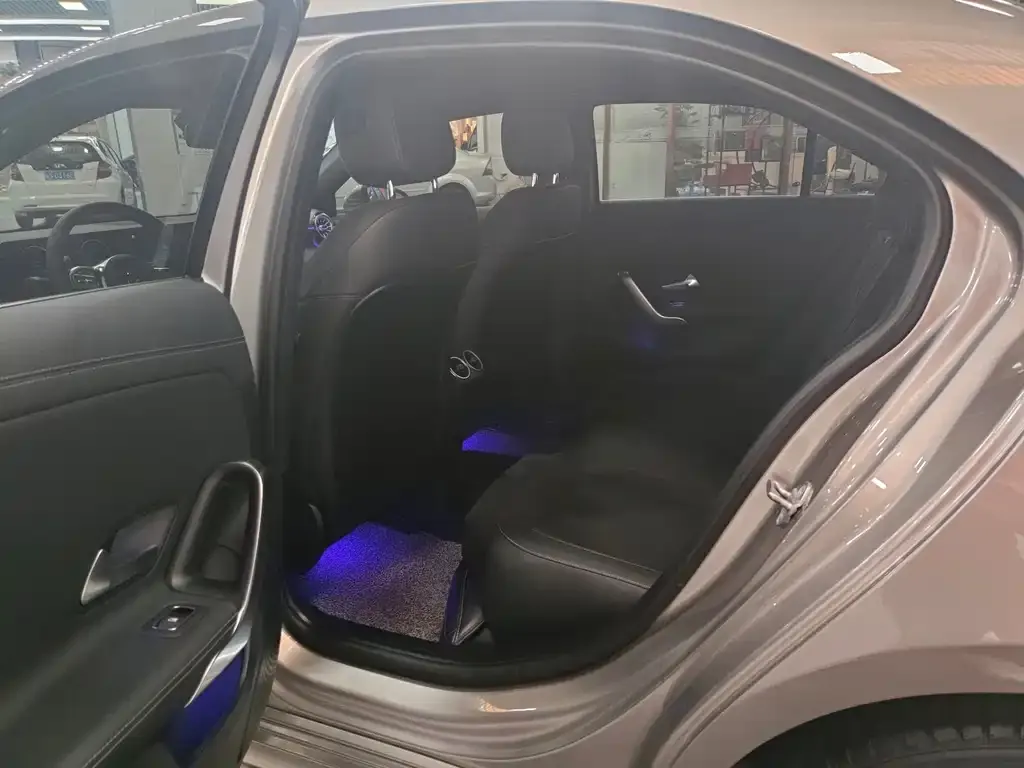 Mercedes-Benz A-Class 2021 из CN, фото 5