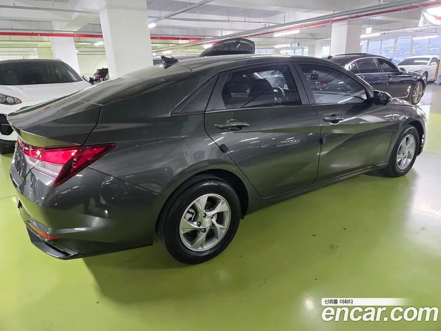 Hyundai AVANTE — фото 2