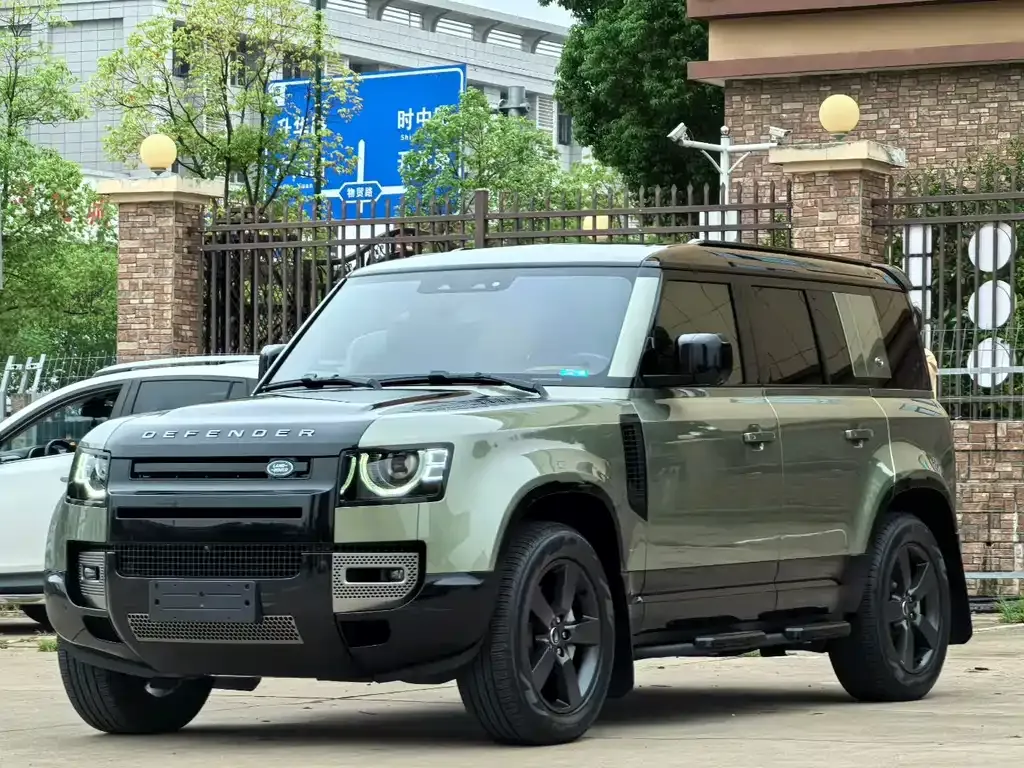 Land Rover Defender 2023 из CN, фото 1