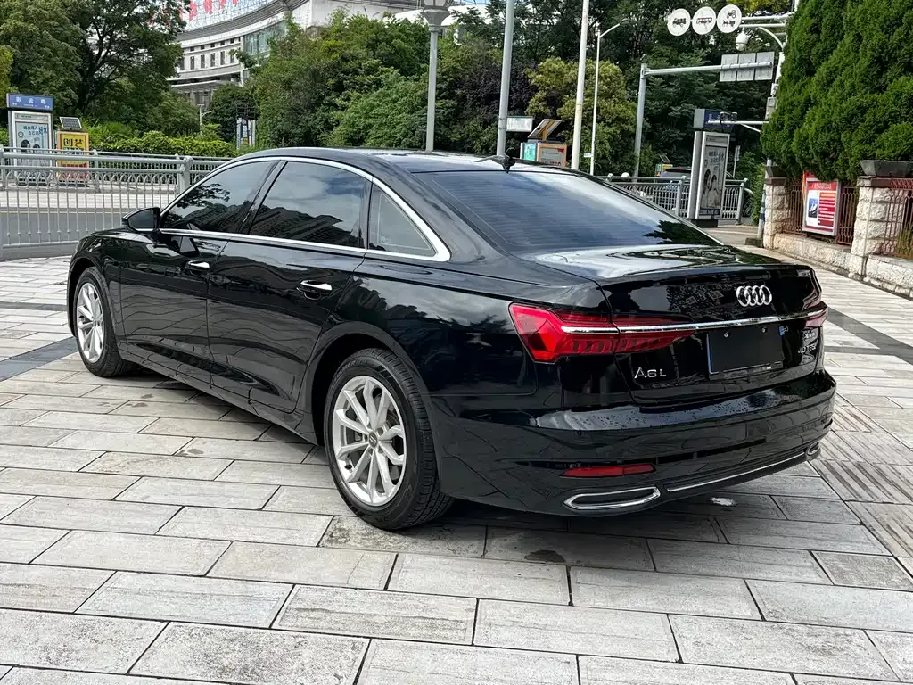 Audi A6L 2021 из CN, фото 7