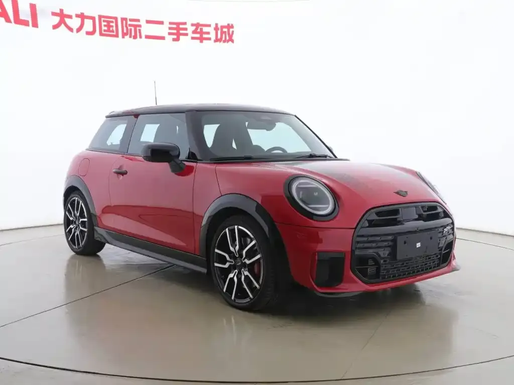 MINI JCW (John Cooper Works) — фото 3