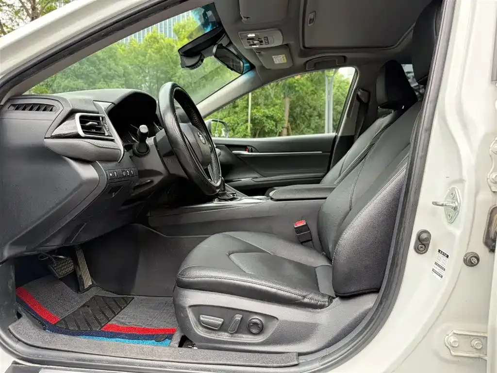 Toyota Camry 2022 из CN, фото 4