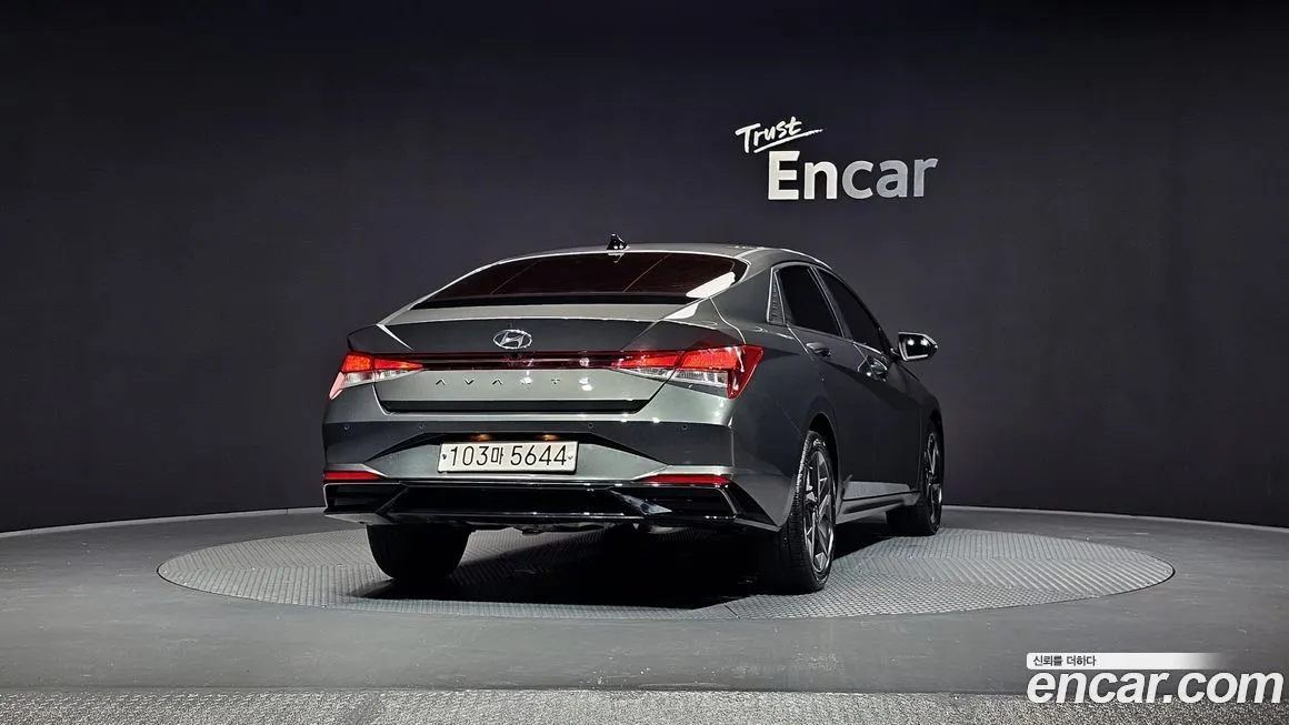 Hyundai AVANTE — фото 4