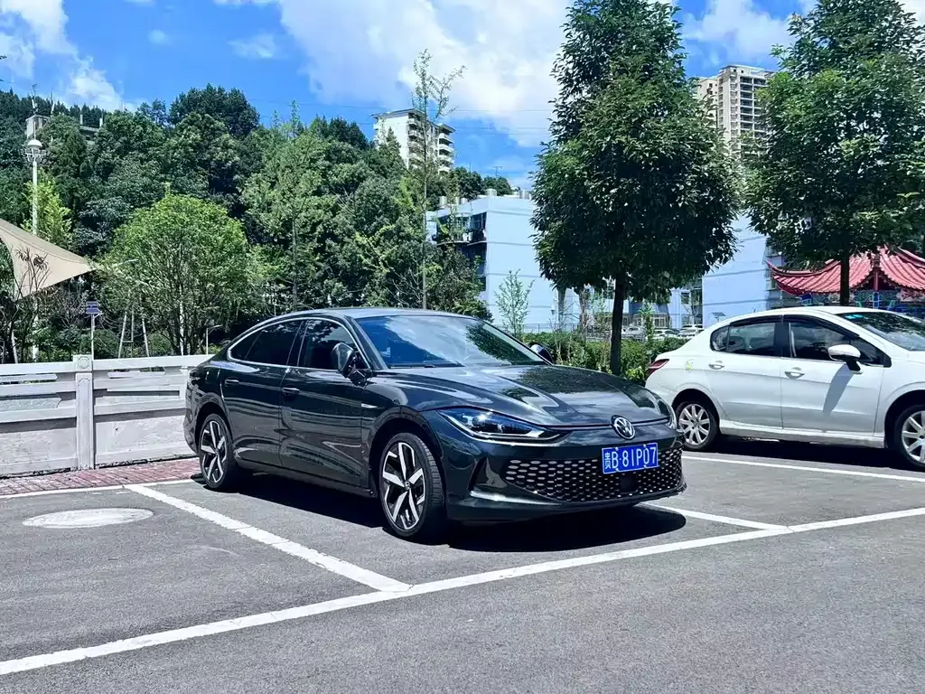 Volkswagen Lamando 2023 из CN, фото 3