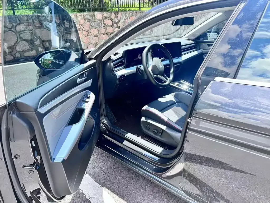 Volkswagen Lamando 2023 из CN, фото 4
