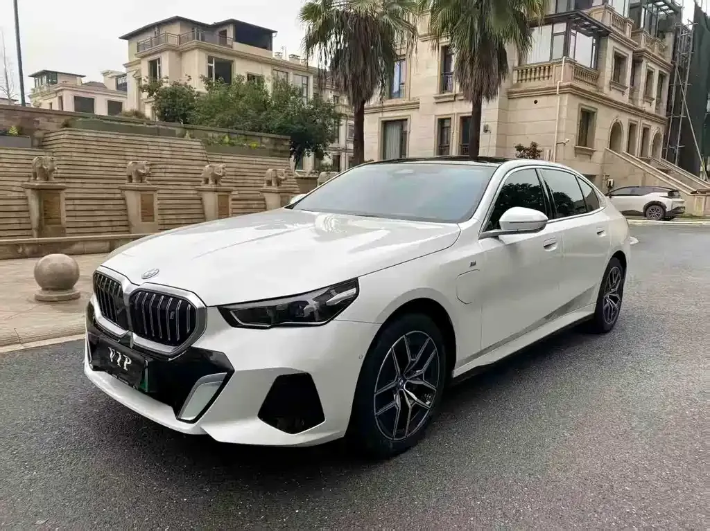 BMW i5 2024 из CN, фото 1