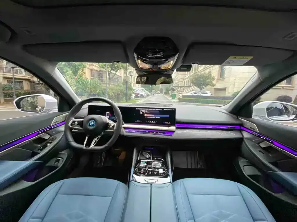 BMW i5 2024 из CN, фото 3