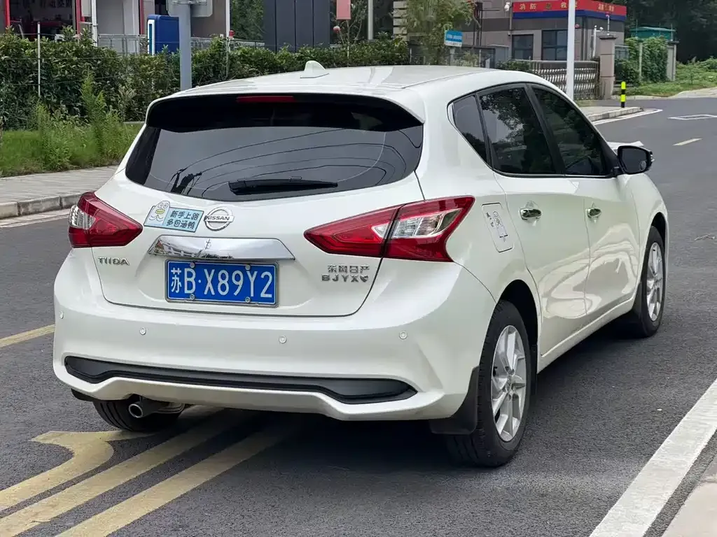 Nissan Tiida 2021 из CN, фото 4