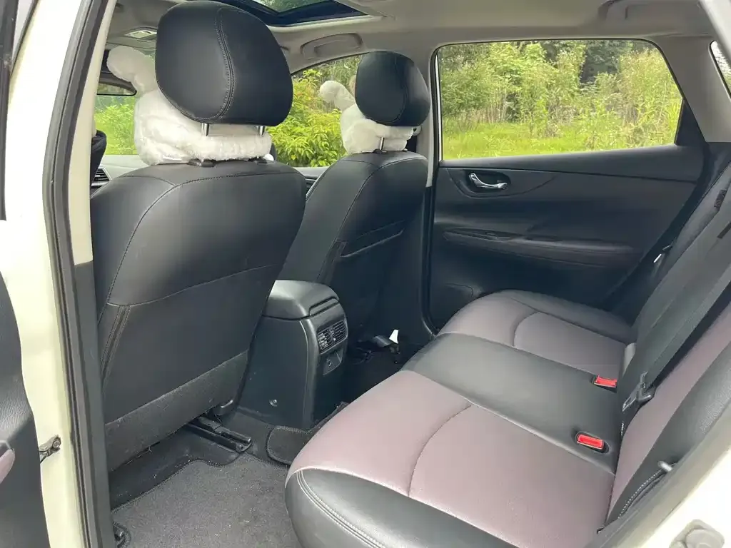 Nissan Tiida 2021 из CN, фото 6