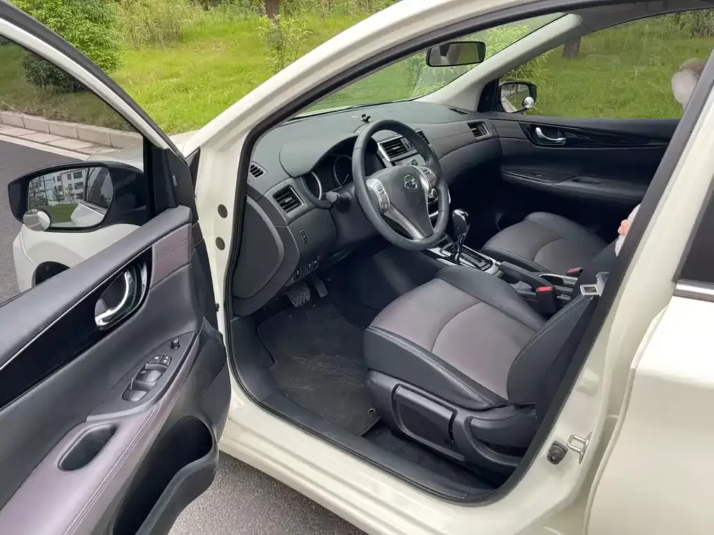 Nissan Tiida 2021 из CN, фото 7
