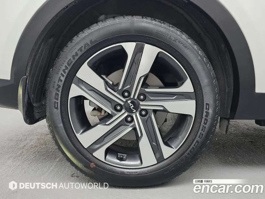 Kia Sorento — фото 5