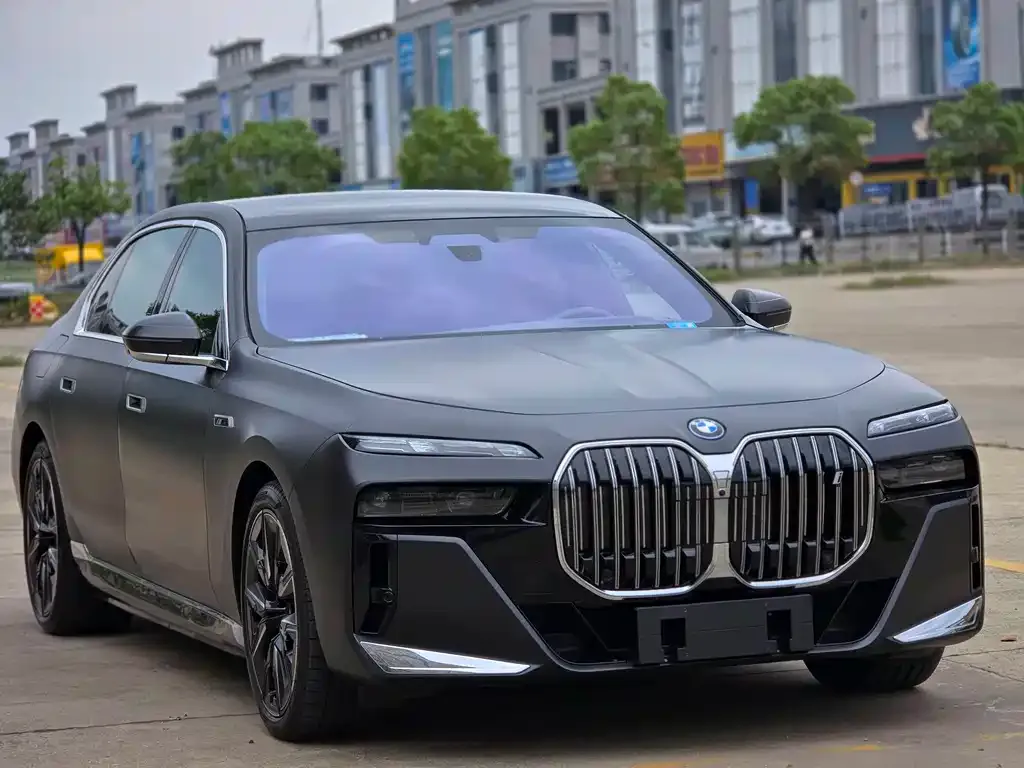 BMW i7 2023 из CN, фото 3