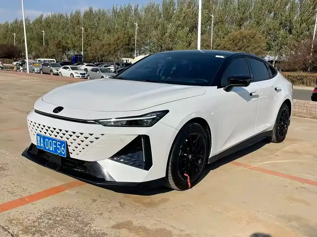 Changan UNI-V 2024 из CN, фото 1