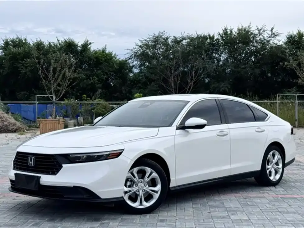 Honda Accord 2023 из CN, фото 2