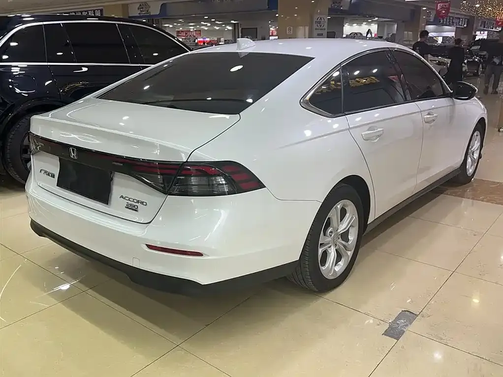 Honda Accord 2023 из CN, фото 8