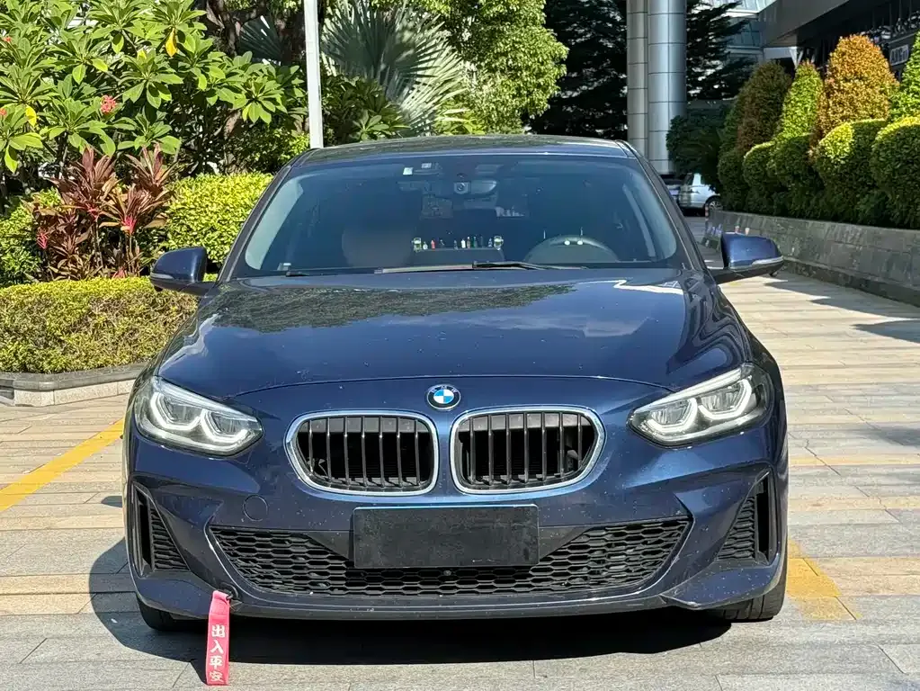 BMW 1 Series 2021 из CN, фото 2