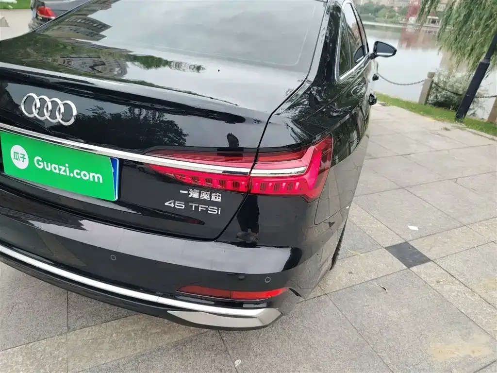 Audi A6L 2024 из CN, фото 8