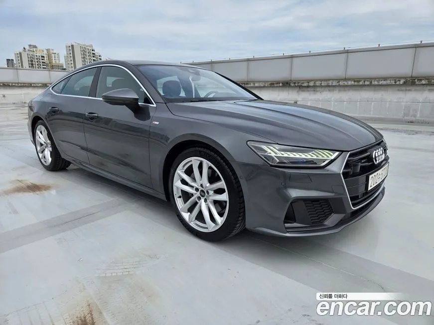Audi A7 — фото 1