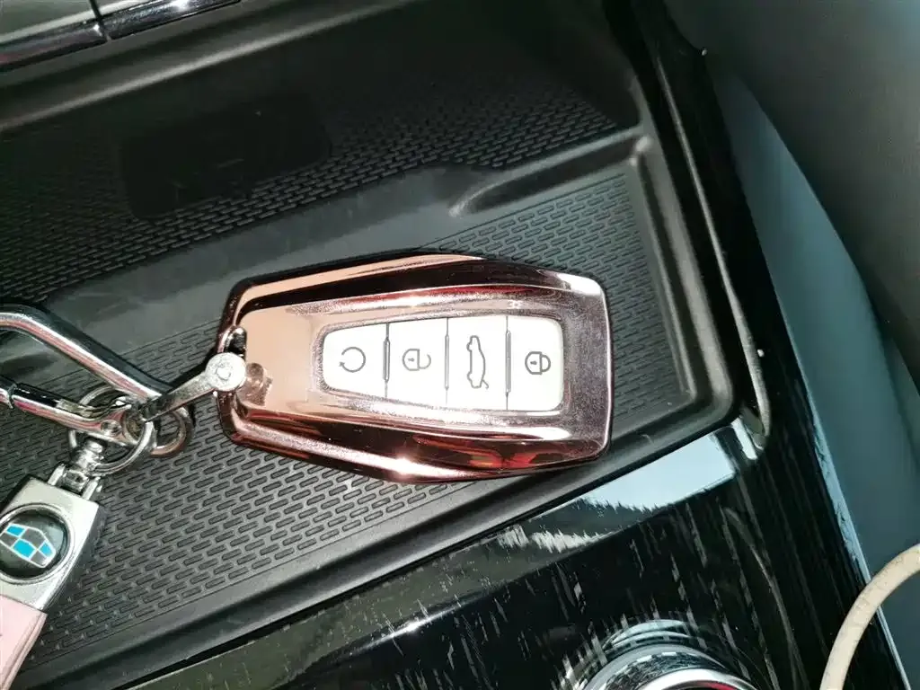 Geely Xingyue L 2023 из CN, фото 9
