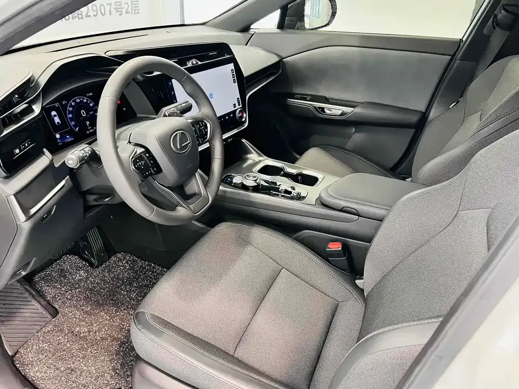 Lexus RZ 2023 из CN, фото 10