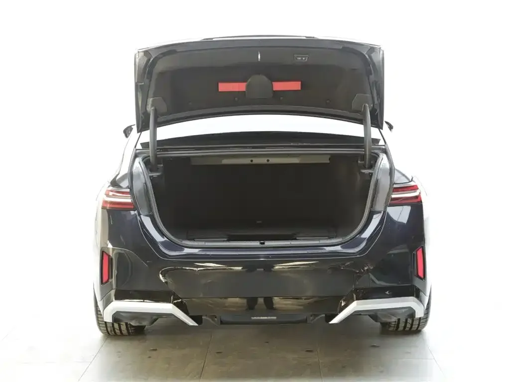 BMW i5 2024 из CN, фото 6