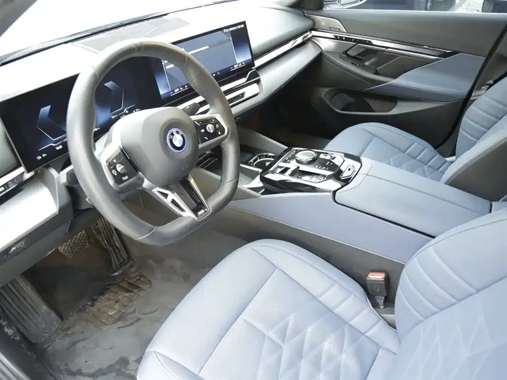 BMW i5 2024 из CN, фото 8