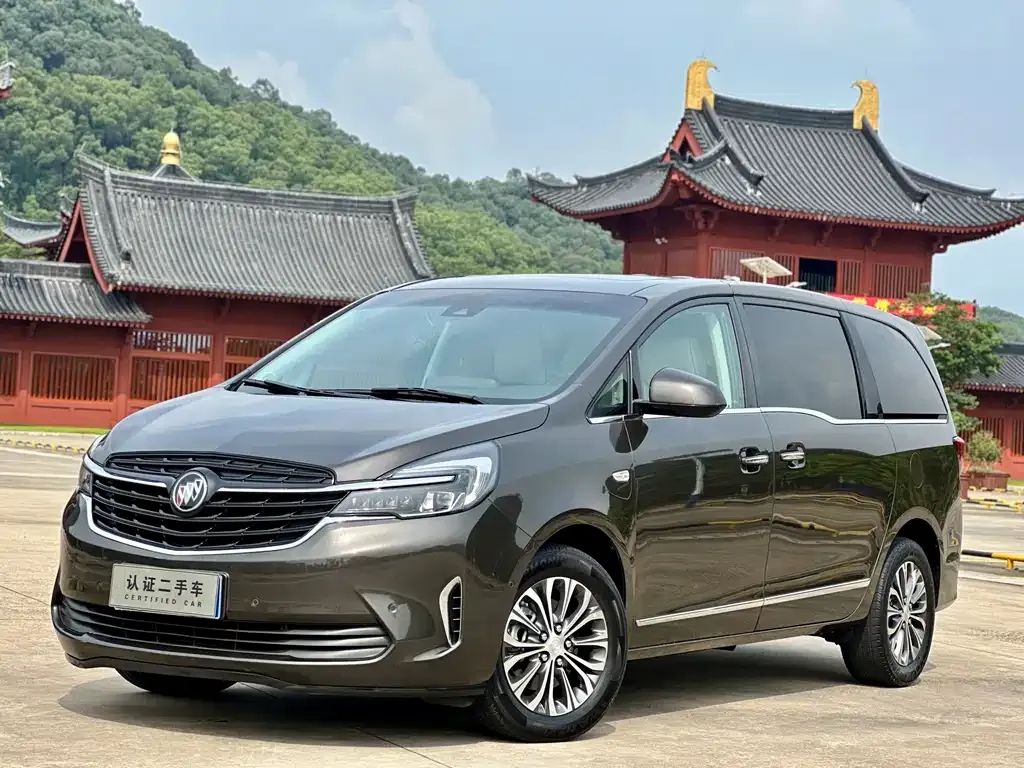 Buick GL8 2022 из CN, фото 1