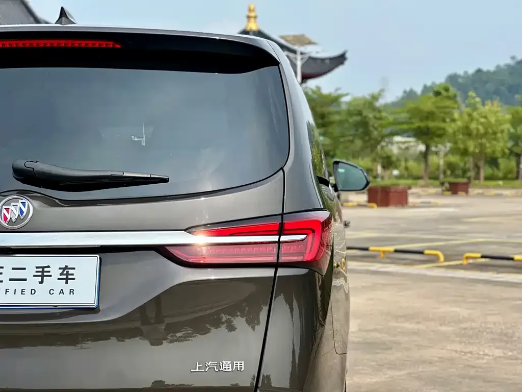 Buick GL8 2022 из CN, фото 7