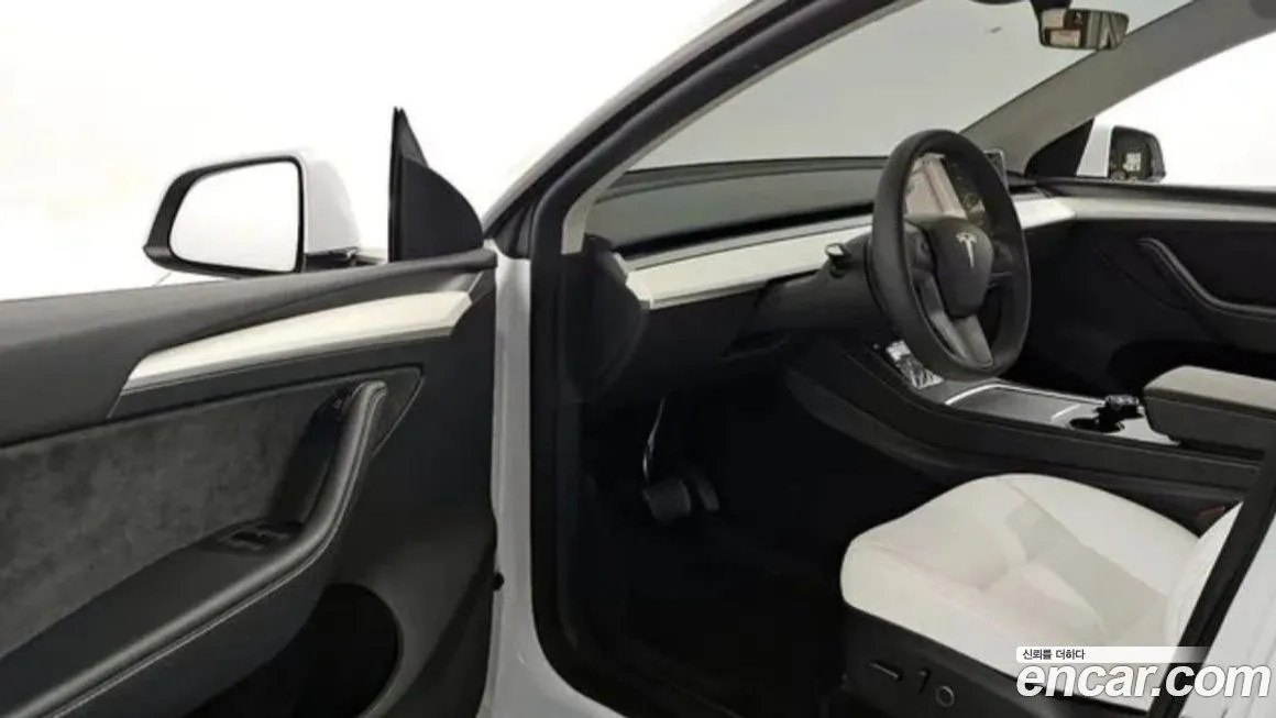 Tesla Model Y 2024 из KR, фото 1