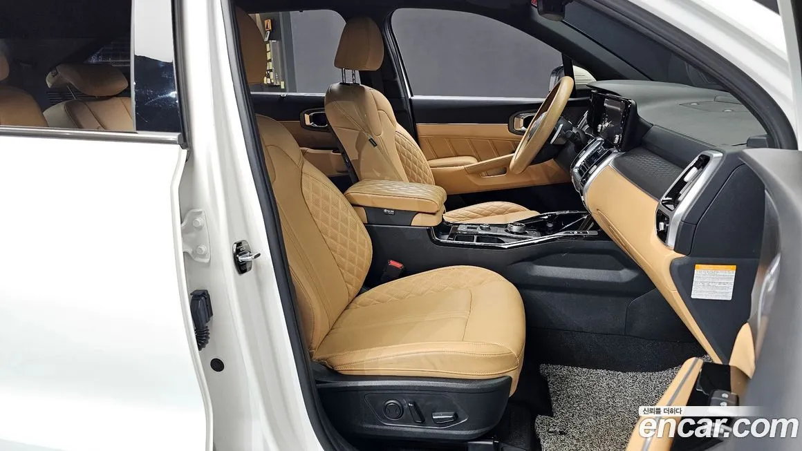 Kia Sorento — фото 10