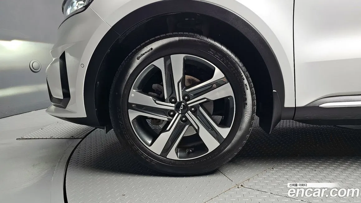 Kia Sorento — фото 5