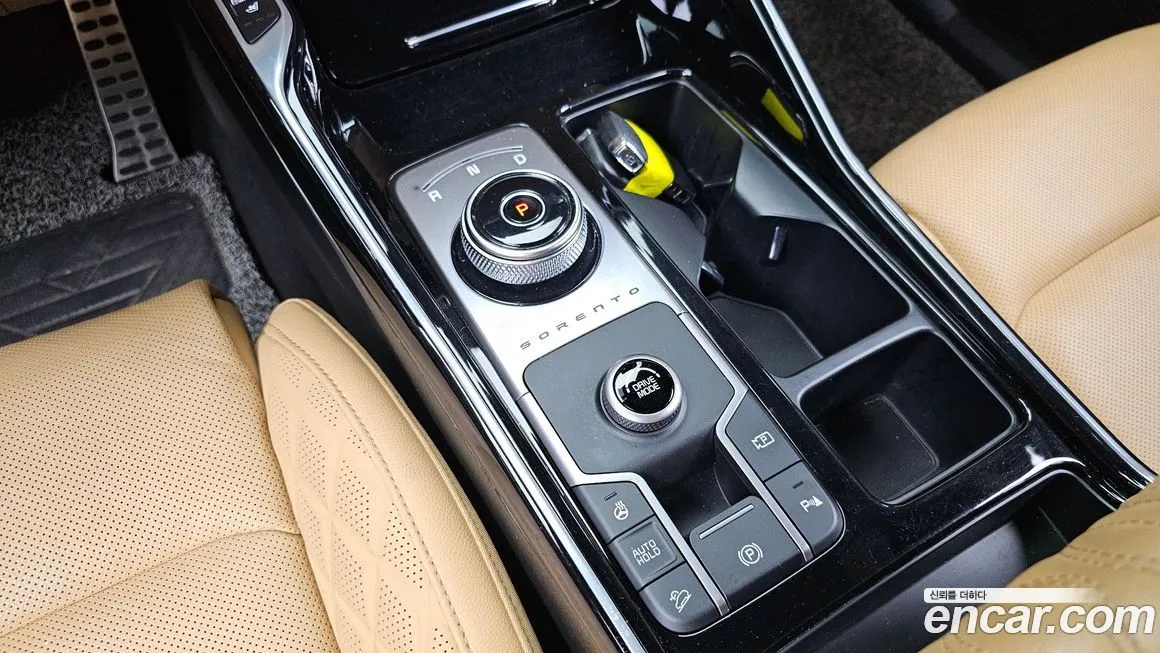 Kia Sorento — фото 9