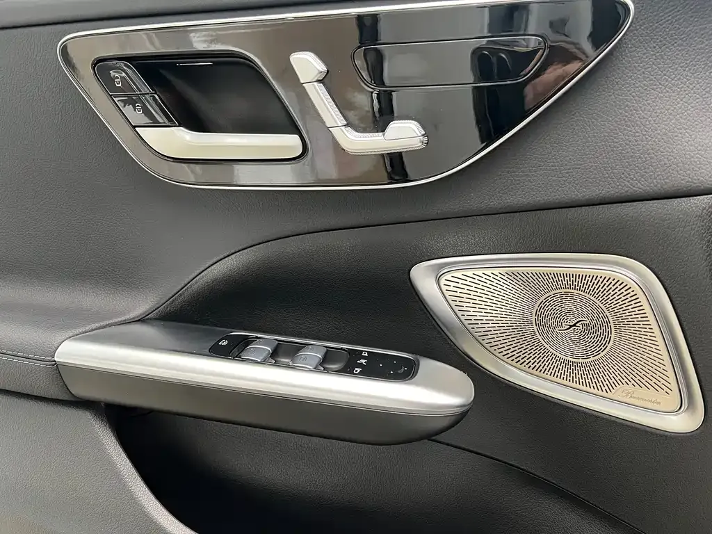 Mercedes-Benz C-Class — фото 10