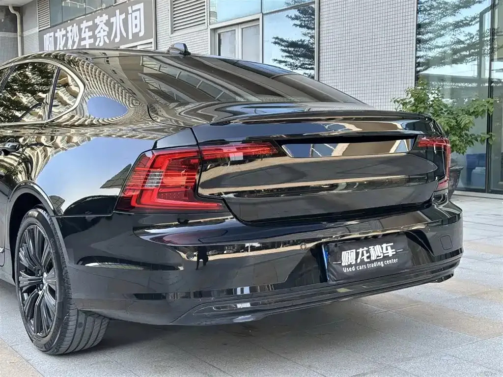 Volvo S90 2021 из CN, фото 5