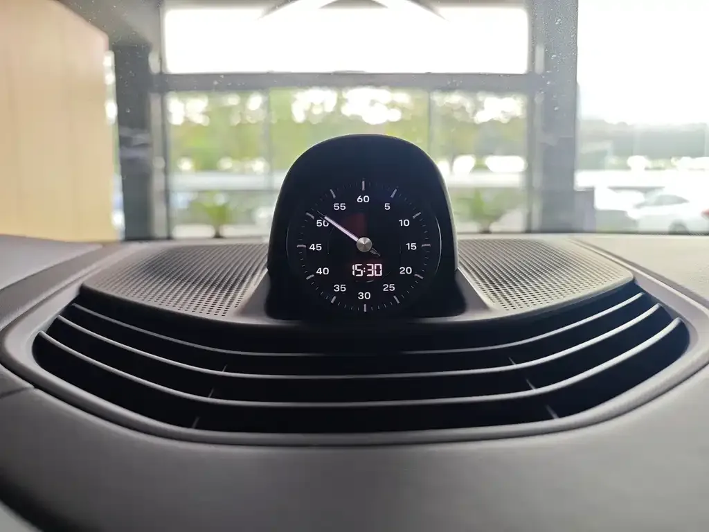 Porsche Taycan 2021 из CN, фото 10