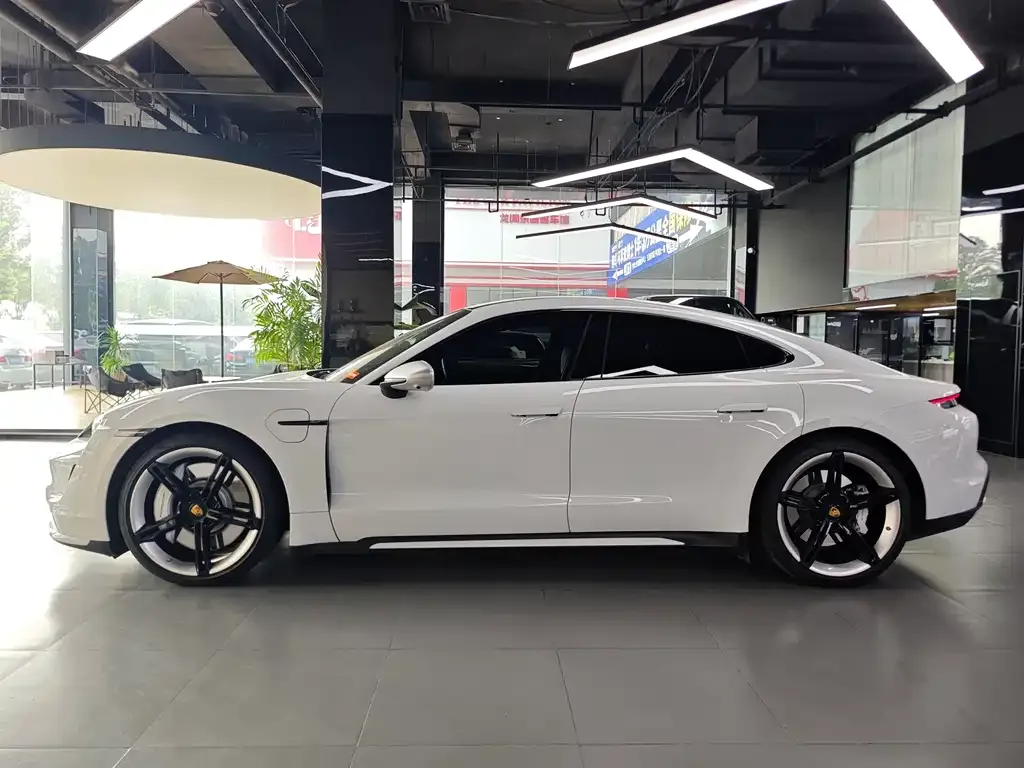 Porsche Taycan 2021 из CN, фото 2