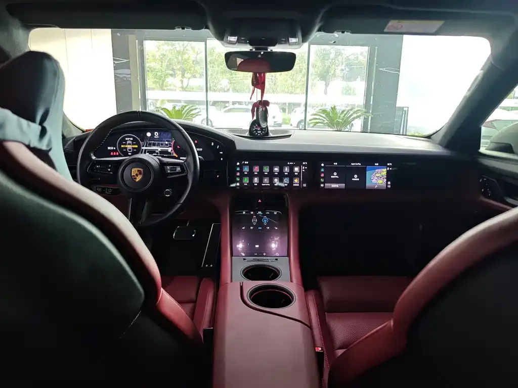 Porsche Taycan 2021 из CN, фото 8