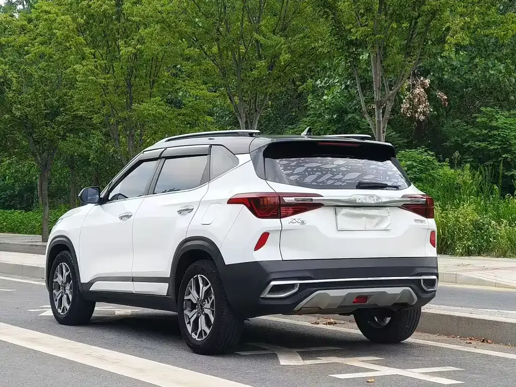 Kia KX3 2021 из CN, фото 7