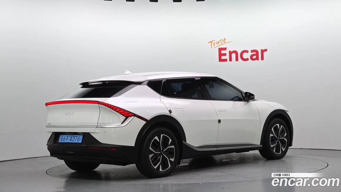 Kia EV6 — фото 2