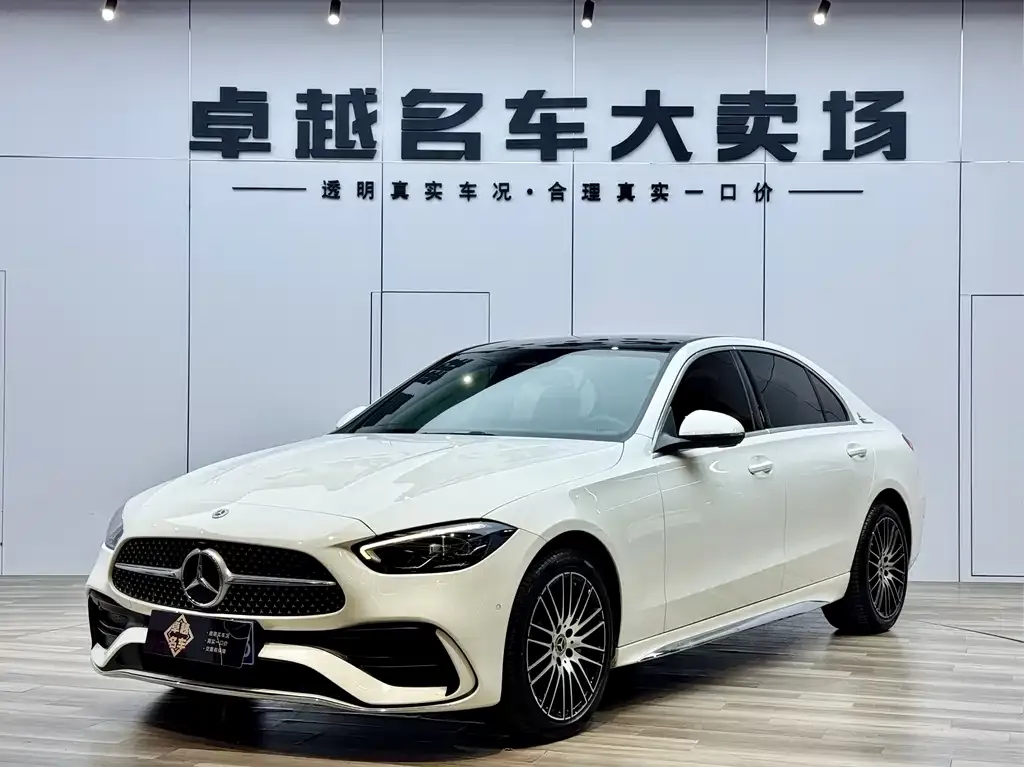 Mercedes-Benz C-Class — фото 1