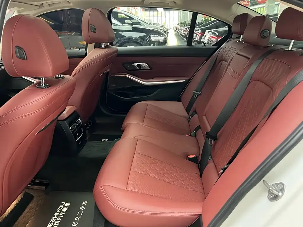 BMW 3 Series — фото 10