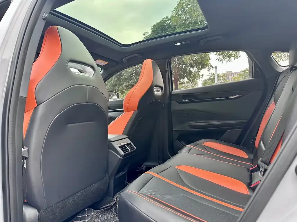 Changan UNI-V 2024 из CN, фото 9