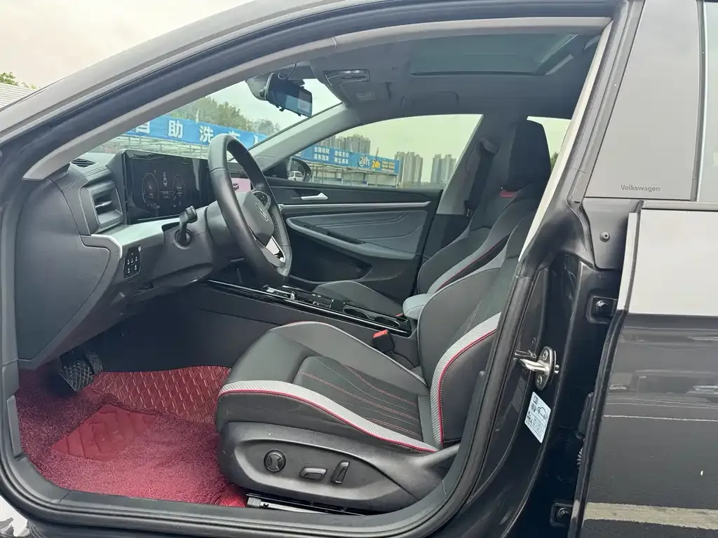 Volkswagen Lamando 2023 из CN, фото 8
