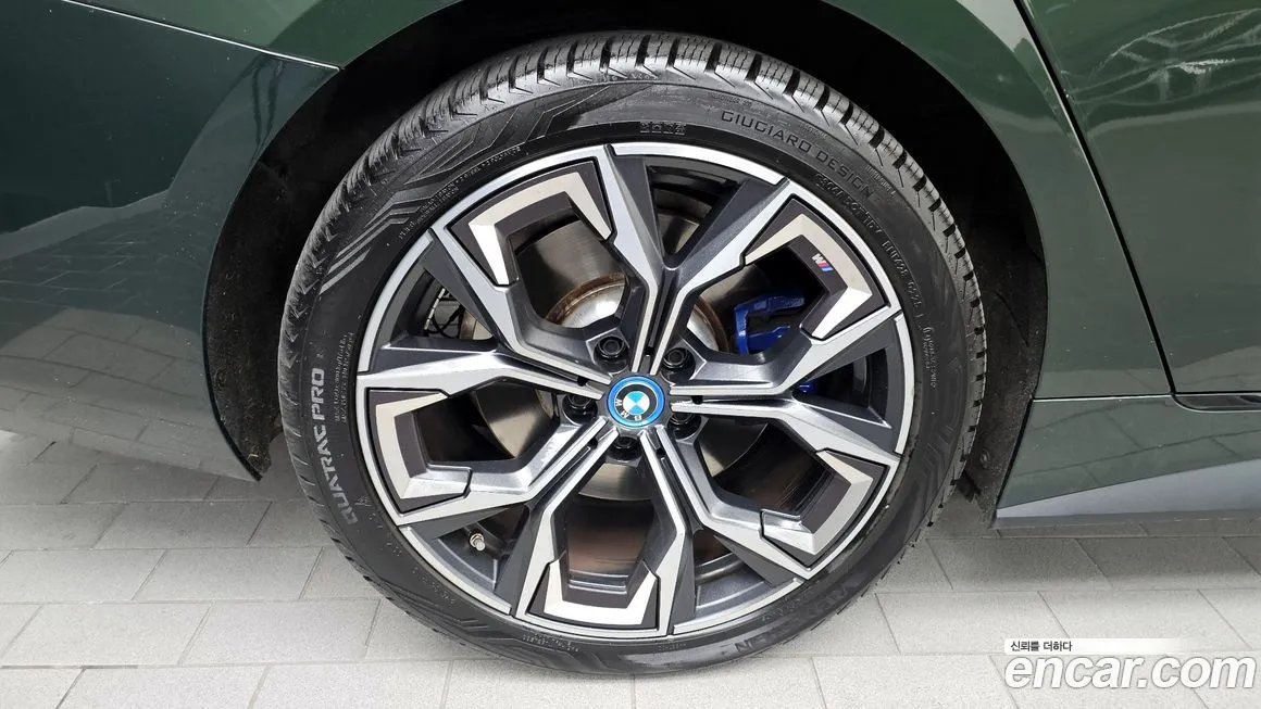 BMW i4 2024 из KR, фото 5