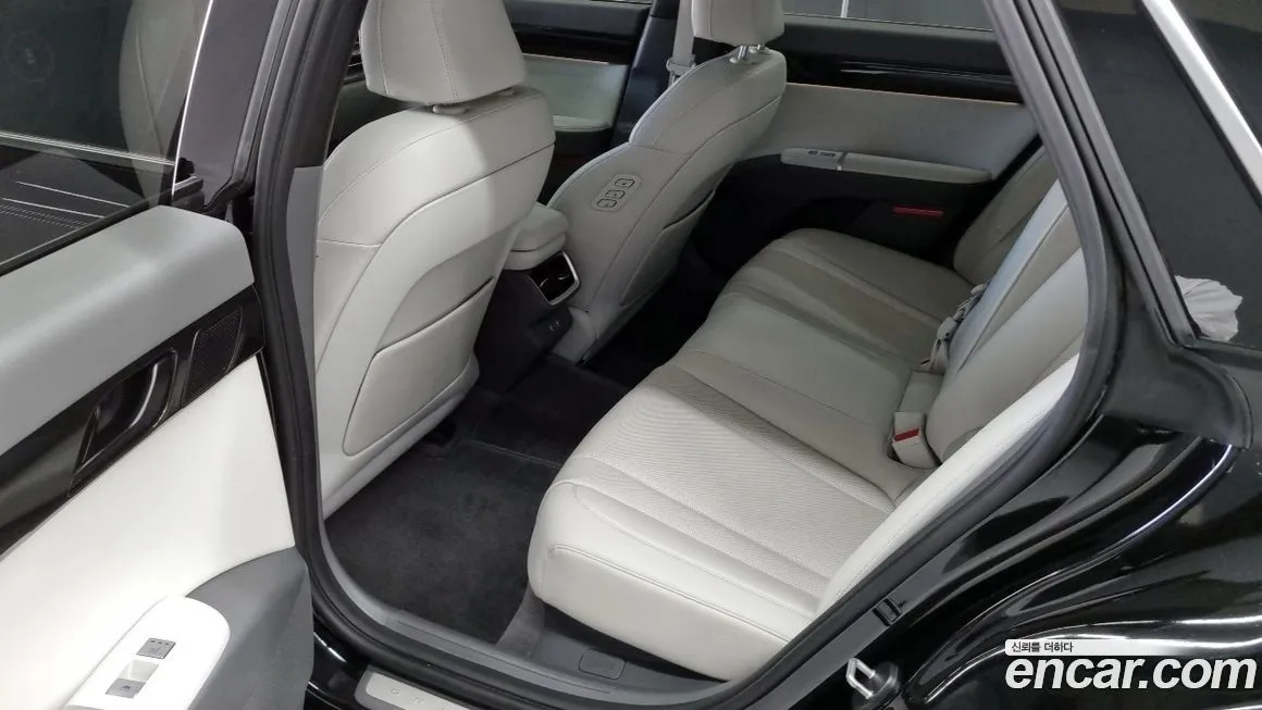 Hyundai Grandeur — фото 10